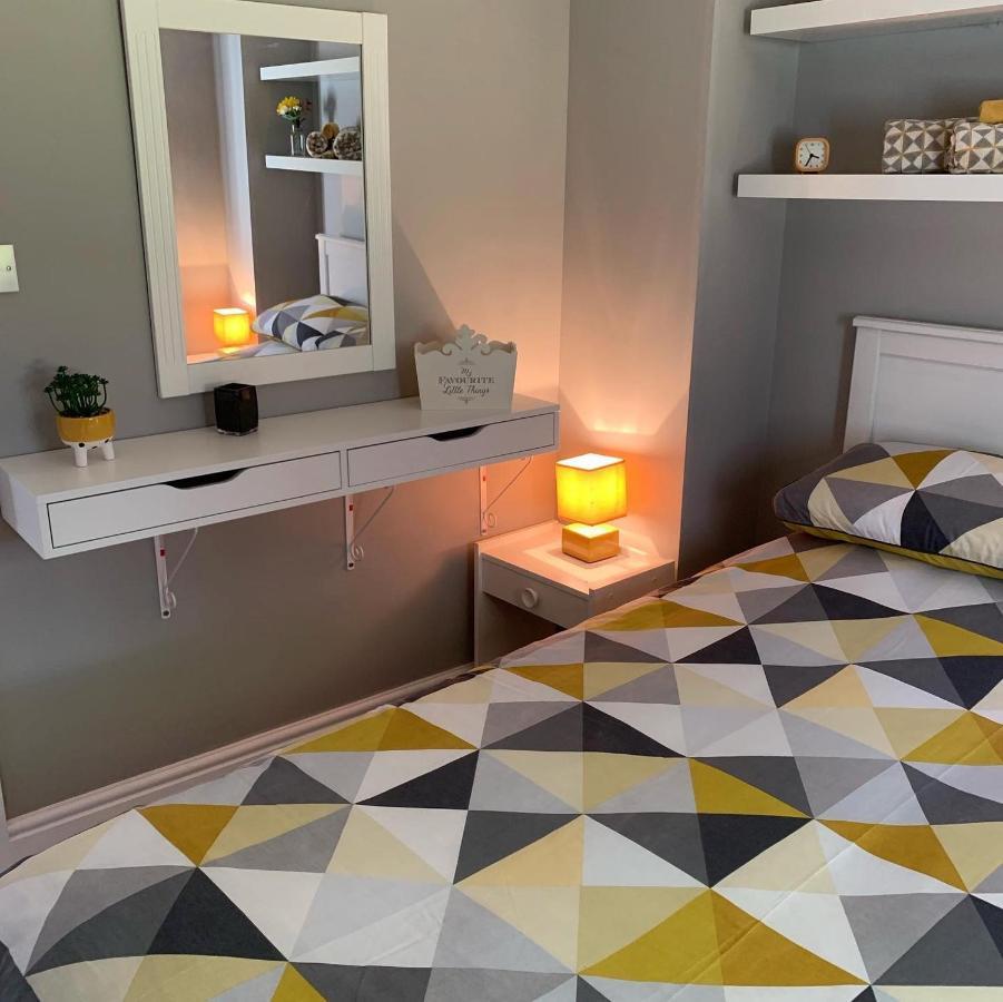 Bedrock Lodge Winterbourne Zewnętrze zdjęcie