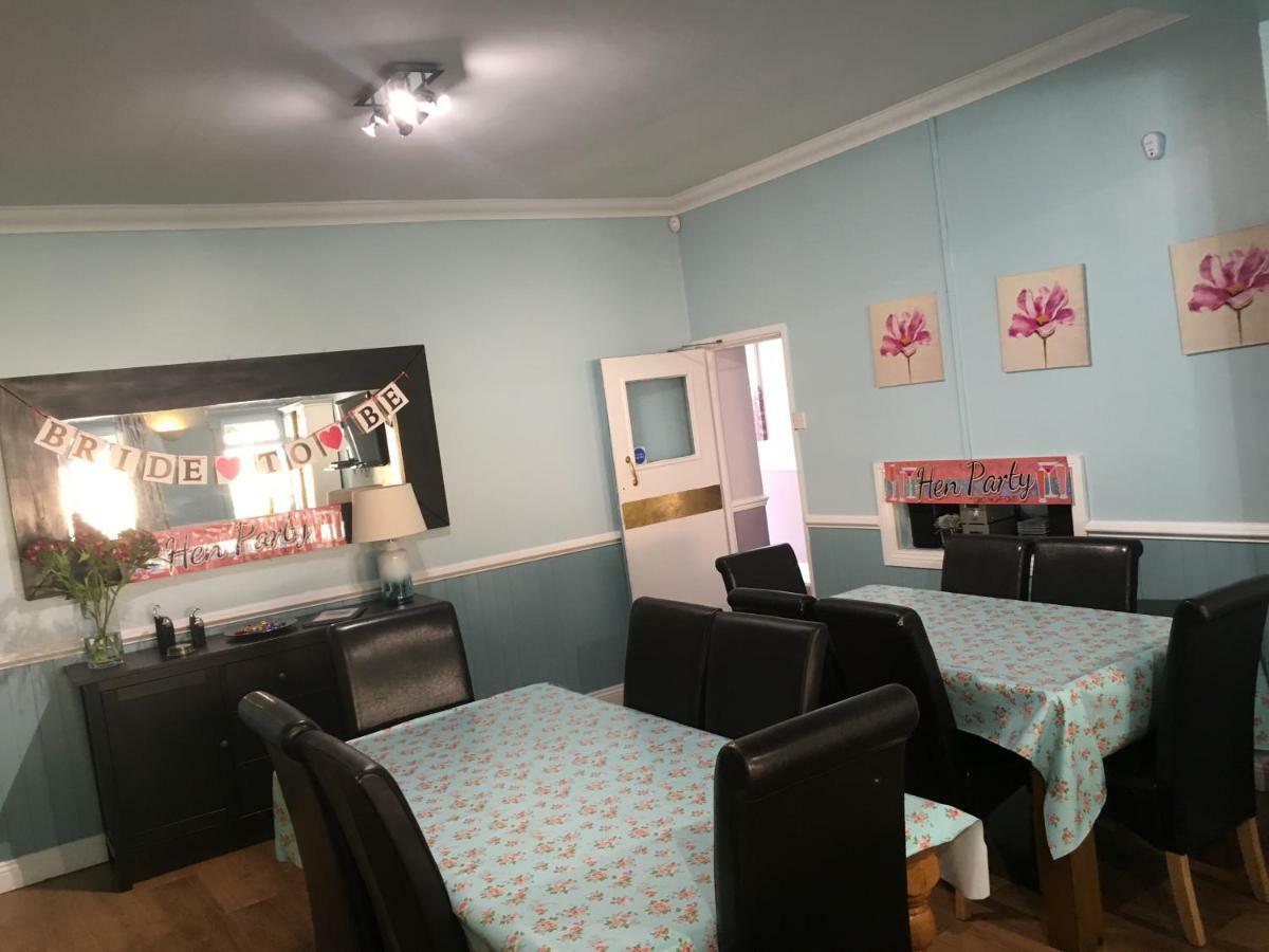 Bedrock Lodge Winterbourne Zewnętrze zdjęcie